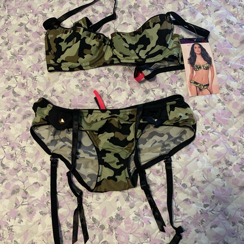 Camo lingerie set